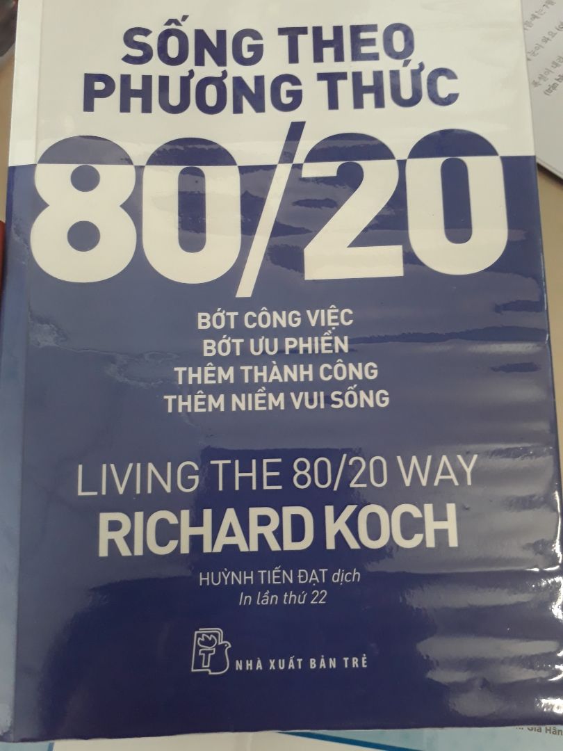 Sách hay, một quyển sách truyền cảm hứng cho mọi người.. Tác giả viết một ngắn gọn, tập trung vào nội dung chính, không dài dòng, lan man. số lượng dẫn chứng vừa đủ, chứ không đưa ra quá nhiều ví dụ như những tác giả khác.