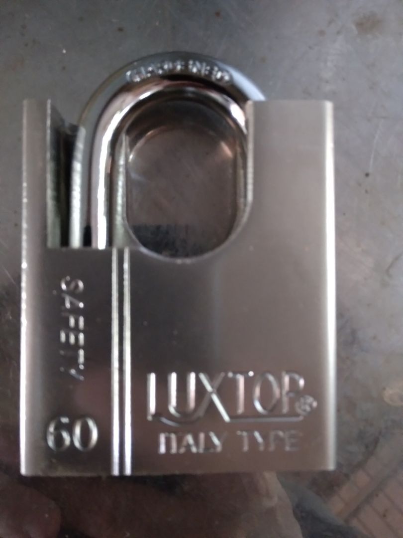 khóa tốt trong tầm  giá