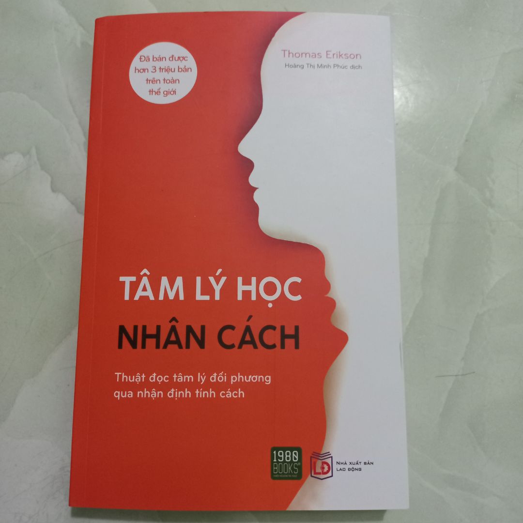 Mới tinh, sách đẹp, chưa đọc nên chưa review nội dung được á. Yêu tiki vì giao hàng siêu nhanh luôn ấy, phát huy lợi thế đó nhé tiki