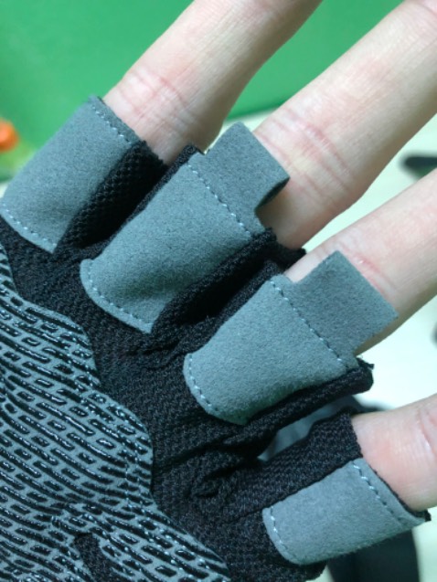 Cảm nhận hài lòng về sản phẩm. Đẹp, sạch, thoải mái, cool. Cảm nhận hài lòng về sản phẩm. Đẹp, sạch, thoải mái, cool.