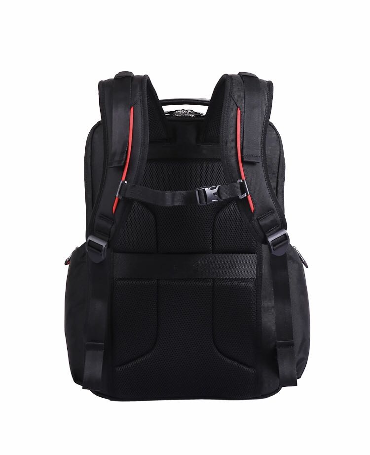 Balo bên ngoài đẹp hơn trong hình. Nhìn chắc chắn, xịn sò lắm. Dây kéo mượt, sắt nét, giá ở Shop Ngọc Bích rất tốt nữa. Nói chung là rất ưng nha. Vì chỉ mới dùng mấy ngày nên chưa thể đánh giá được độ bền :)