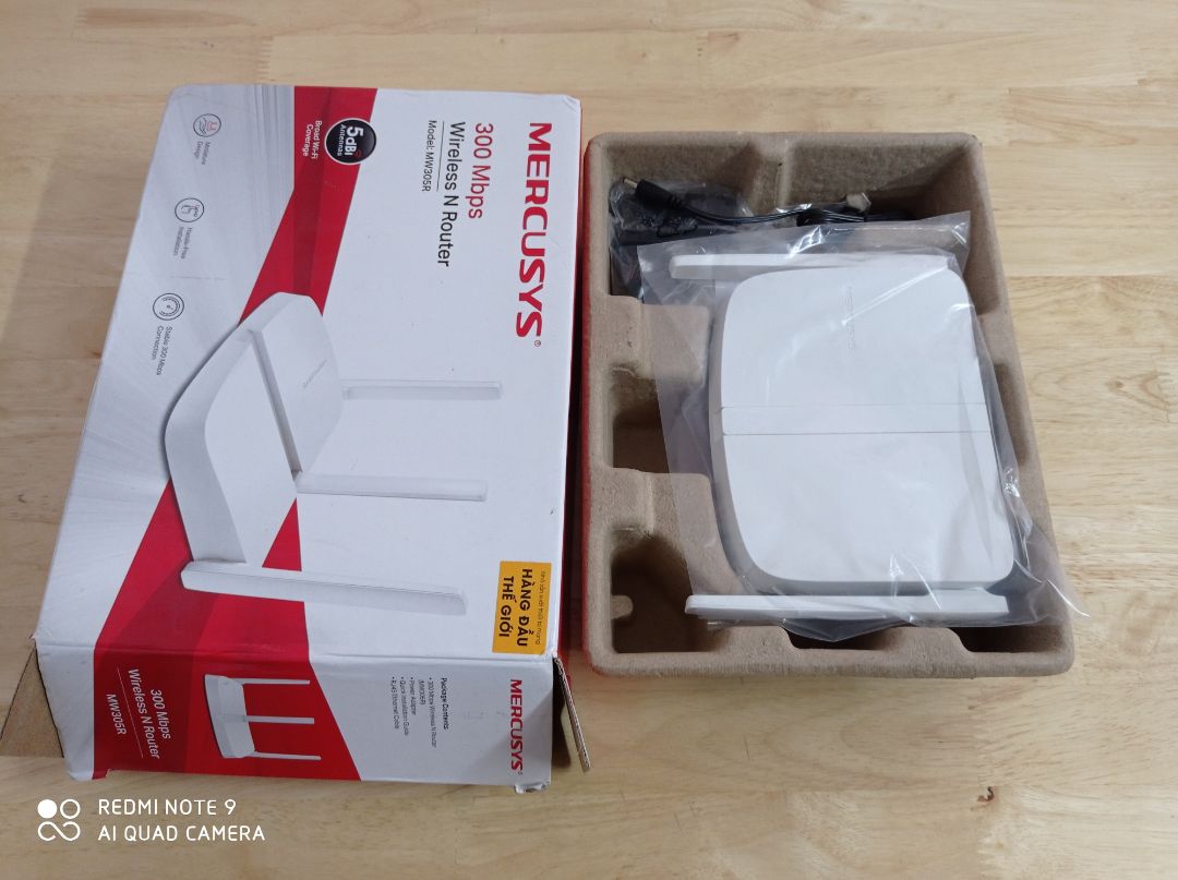 Dễ cài đặt, wifi mạnh, xuống tầng dưới vẫn bắt được, còn cách 2 tầng thì hơi yếu nhưng vậy là quá ổn so với giá cả rồi.