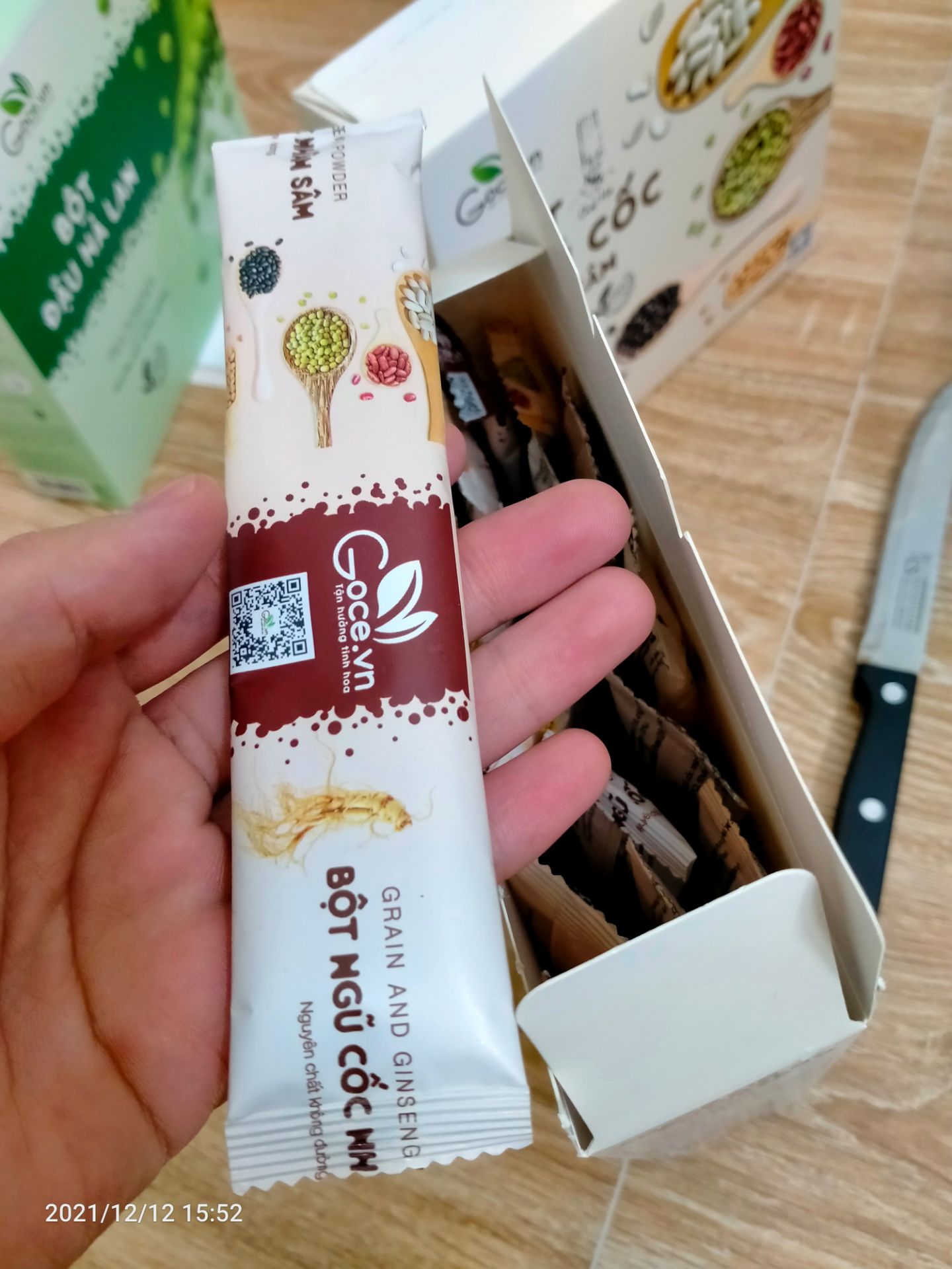 tạm đc, vỏ hộp đóng chắc chắn mà không hiểu sao túi đựng bên trong thì lại nhàu nát