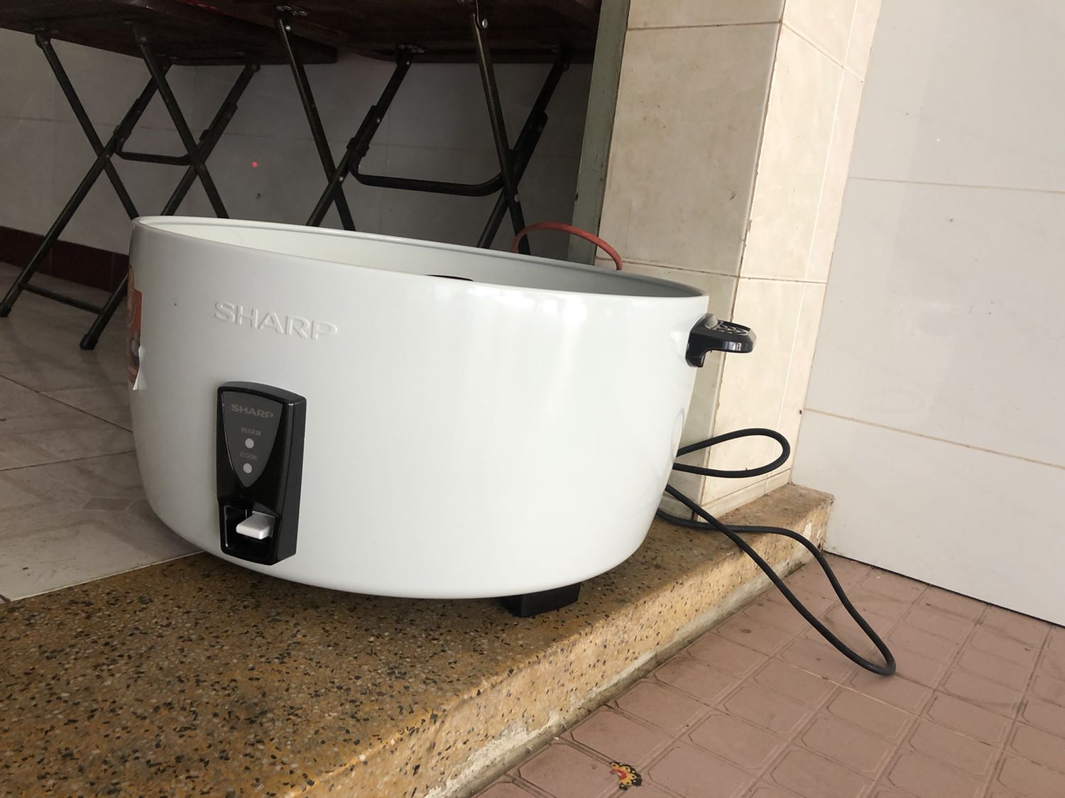 Tiki giao cực nhanh , sp mới nấu cho công nhân hôm nay rất ổn ... ủng hộ tiki