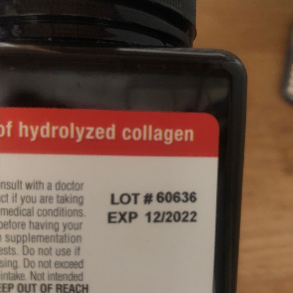 Date cũ, còn có 8 tháng nữa hết hạn