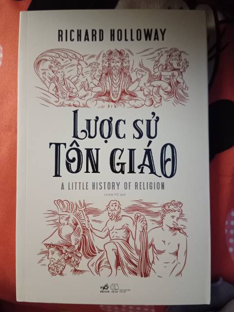 Sách cầm nặng tay, nhưng vẫn còn lỗi trong khâu đóng gói sáchm mình nghĩ tiki nên lắng nghe người dùng hơn vì đơn sách của mình trộm vía là nó lành lặn. Còn dịch vụ giao hàng nhanh, đặt chiều hôm trước, sáng hôm sau là có.