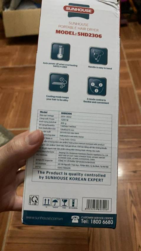 Máy sử dụng tốt, có cả sấy mát và nóng, gập gọn khá tiện