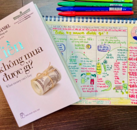 Một cuốn sách về quản trị tài chính 
Giúp ta nhìn được nhiều vấn đề trong xã hội mà tiền bạc có thể can thiệp vào, can thiệp luôn cả những giá trị về đạo đức, nhân văn 

Để từ đó hãy soi chiếu hành động mình đang làm 
Liệu nó có mang đến giá trị tinh thần và nâng cao nhận thức vấn đề về tiền cho xã hội loài người hay ko!?