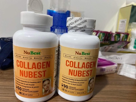 Vợ uống lọ đầu thấy ổn áp nên mua thêm lọ nữa, collagen Mỹ giá này là khá mềm..Mới đầu uống hộp 60v thoi cũng oke, da trắng mà khỏe tóc, móng, toàn tốn tiền cho đi làm nail, giờ đã chuyển sang lọ 90v, thấy được tăng collagen mỗi v nên chắc oke hơn