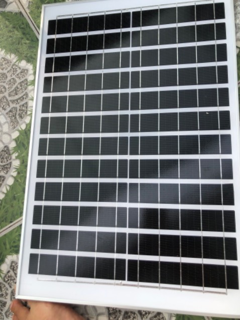 Hàng tốt, sáng lâu, dễ lắp đặt, đáng tiền