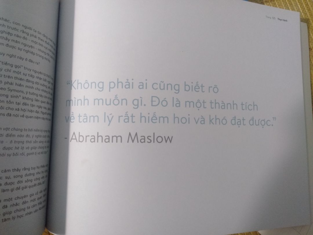 Sách rất hay, nhưng vì là sách nước ngoài nên vẫn có cảm giác khá là khô khan. Tuy nhiên bề mặt kiến thức mang lại, đây là một cuốn sách rất ổn