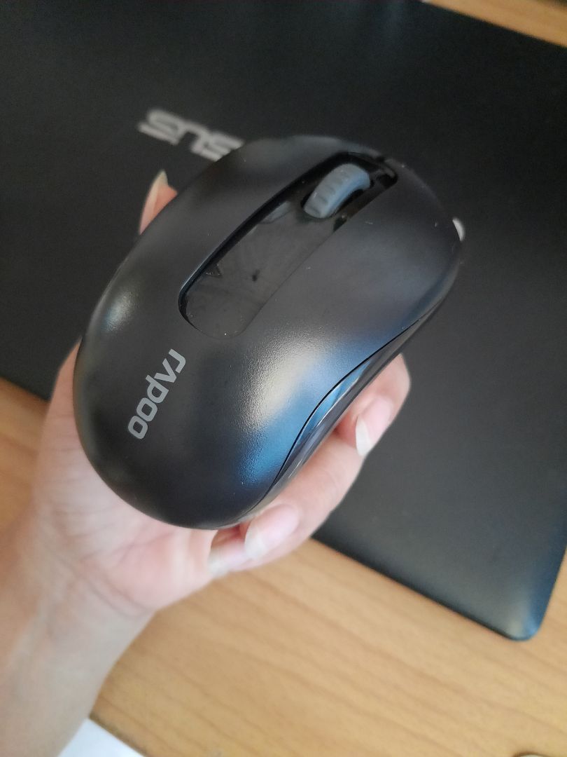 Giao hàng nhanh, đóng gói luôn cẩn thận. Sản phẩm thiết kế đẹp, lướt êm, không có đèn led nên tiết kiệm pin. Nói chung là mình thích. Sẽ tiếp tục ủng hộ Tiki.