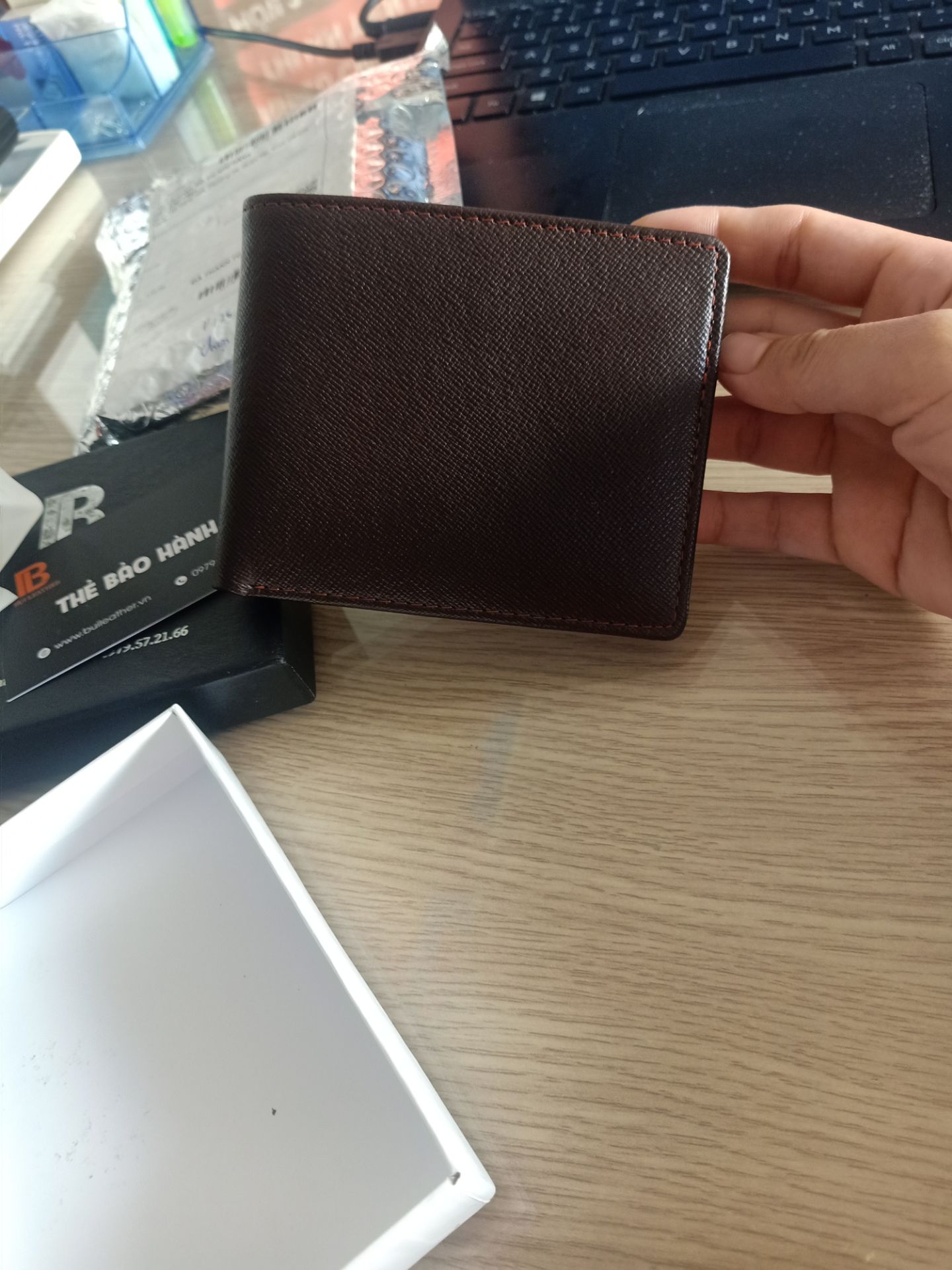 giao hàng nhanh, thân thiện, nhiệt tình, hàng đẹp, mẫu mã như đã đặt.ooooookkkkkkkkkeeeeeee