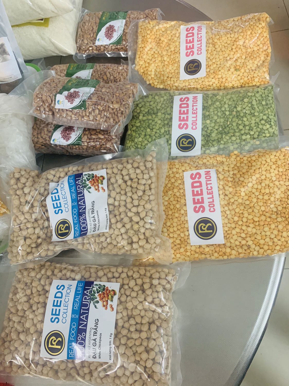 Giao hàng nhanh , đóng gói bao bì kĩ đẹp 
Đậu nhìn rất đẹp .
Có nhãn hiệu nguồn gốc xuất xứ đàng hoàng 
Rất hài lòng khi mua shop này