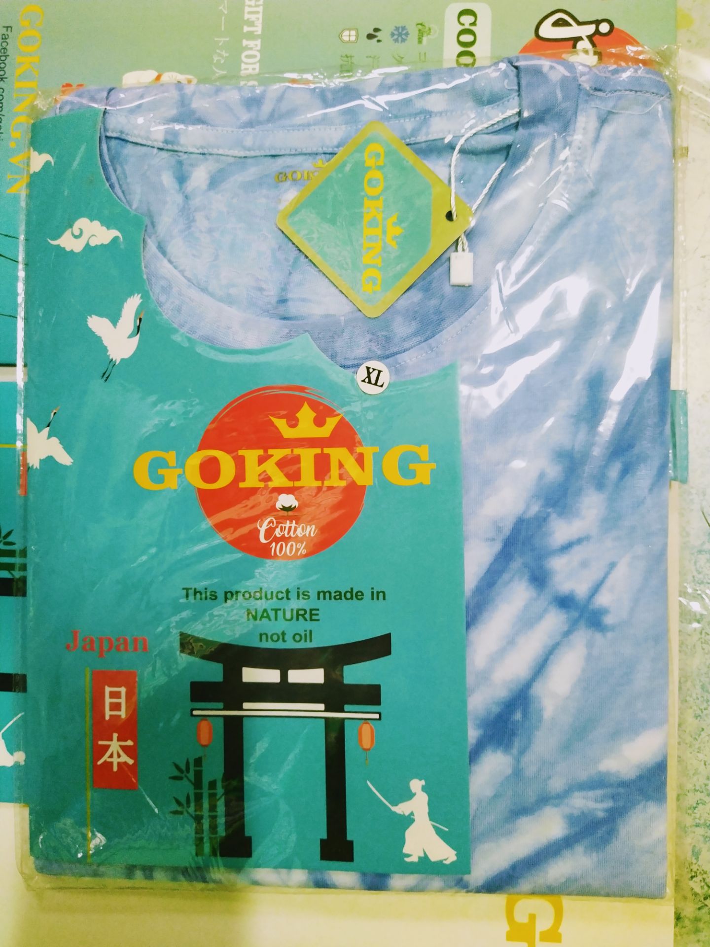 Áo đẹp, dễ phối đồ, chất liệu cotton mặc dễ chịu. Shop giao hàng nhanh. Lần đầu tiên tôi mua áo thun 100% Made in Vietnam mà mặc vào cảm thấy hài lòng.