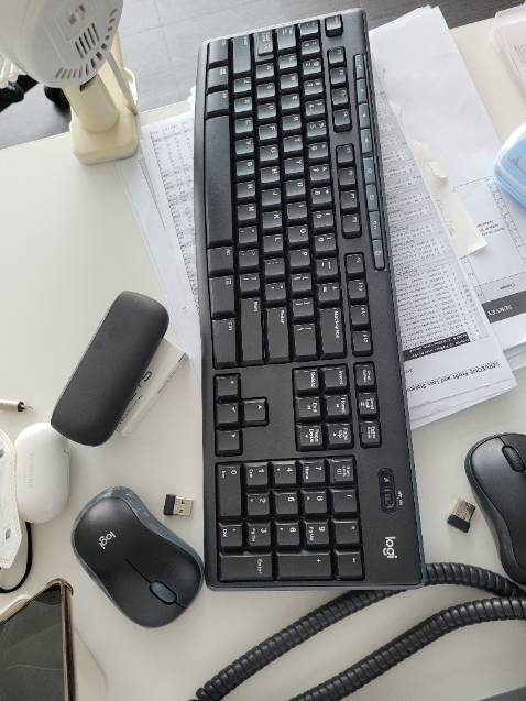 Đúng mô tả, chưa sử dụng nên chưa biết độ phù hợp, hi vọng ổn vì đặt mua cho sếp, giá rẻ nhất trong cùng phân khúc model