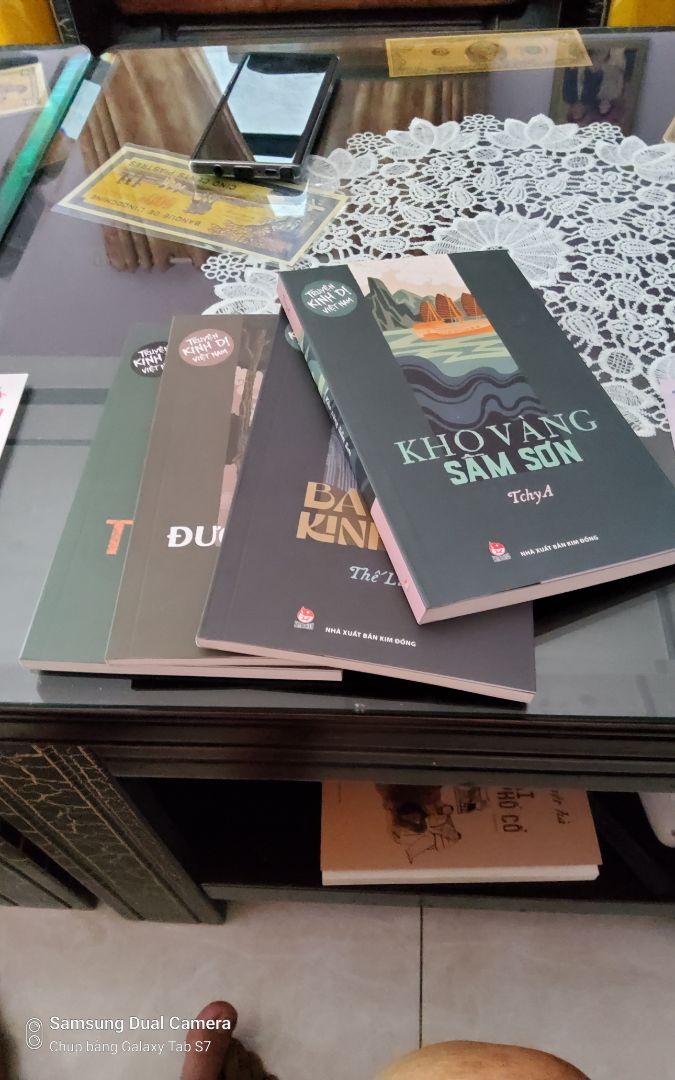 Đáng mua,sách hay.
Nhaf bán bao gói cẩn thận.giao nhanh.