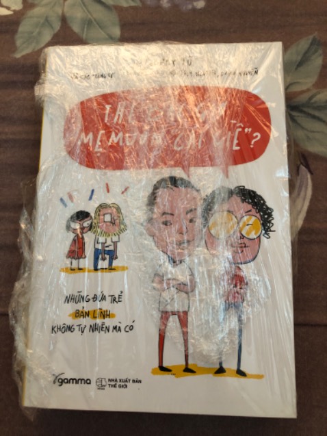 Sách mới , đóng gói kĩ , giá lại rẻ hơn giá gốc chỉ mua trên tiki 😍