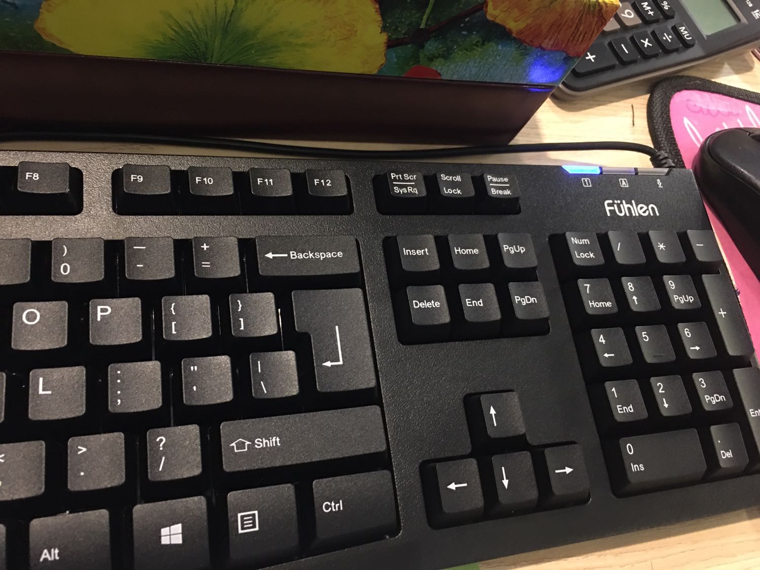 Hàng xịn sò, gõ phím êm nhạy, đóng gói cẩn thận, vơi giá tiền như vậy ok.
Mới khui tức thì gõ đã cái tay ???☺️