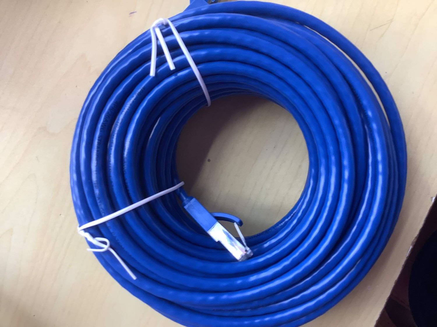 Sản phẩm đóng gói cẩn thận, đẹp mắt. Sản phẩm này đúng như ma tổ. sẽ ủng hộ cho shop lần sau nếu còn sống và còn tiền sau đại dịch này.