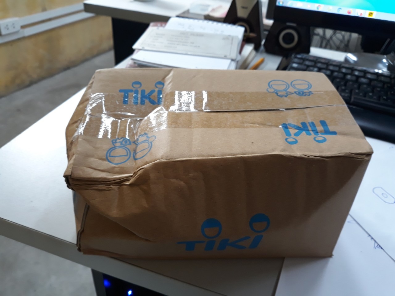 giao hàng chậm. nhận được sản phảm không long lanh như hình quảng cáo . ko biết xài thế nào