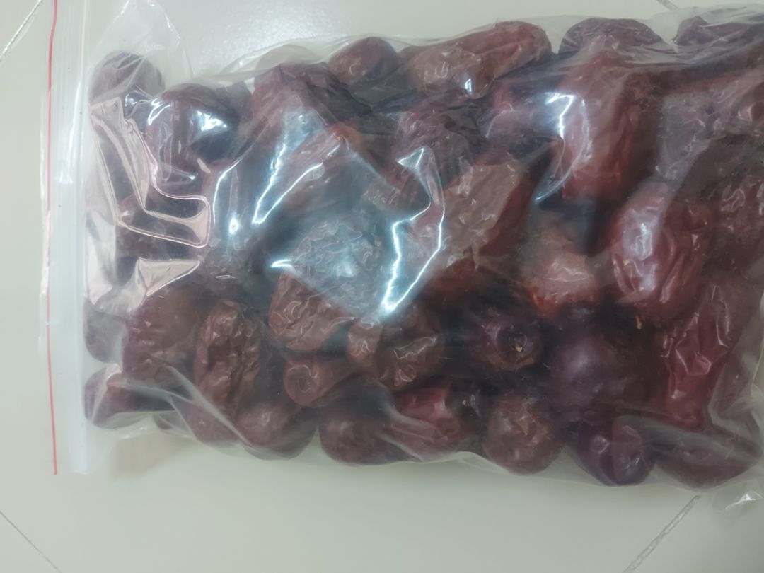 shop gói hàng kỹ, giao hàng nhanh, chất lượng sản phẩm đúng mô tả. táo trái to xốp, thích hợp ăn chơi thay bimbim