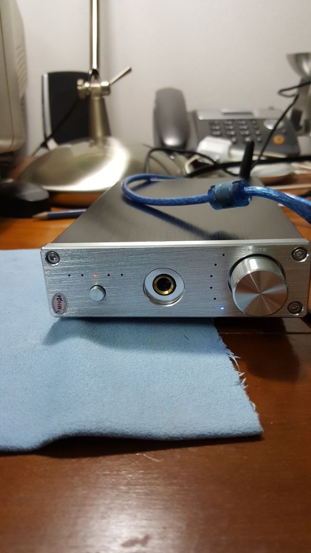 Tôi rất hài lòng khi đã *** sản phẩm. giao nhanh và rất chuyên nghiệp. hàng chuẩn, tiếc là Shop ngừng kd. cảm ơn TIKI và Shop.