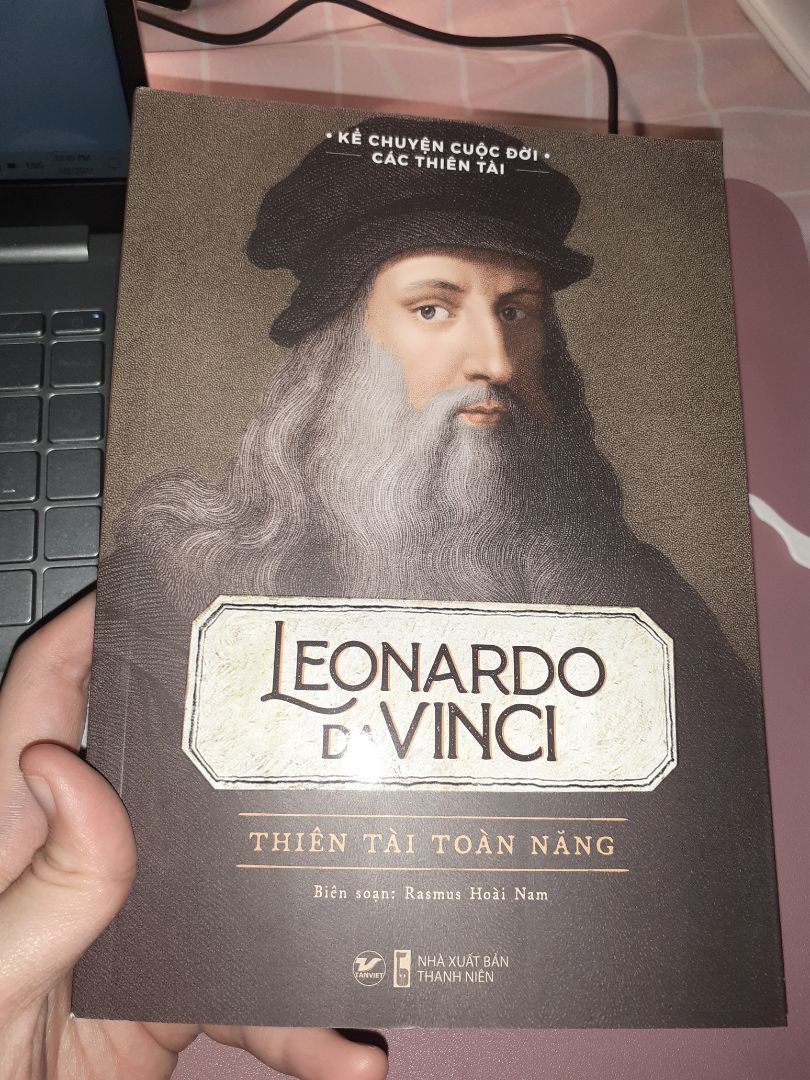 ok. ok đó. có 1 cuốn mua còn miễn ship. cơ .à đóg gói max kĩ. ok lứm