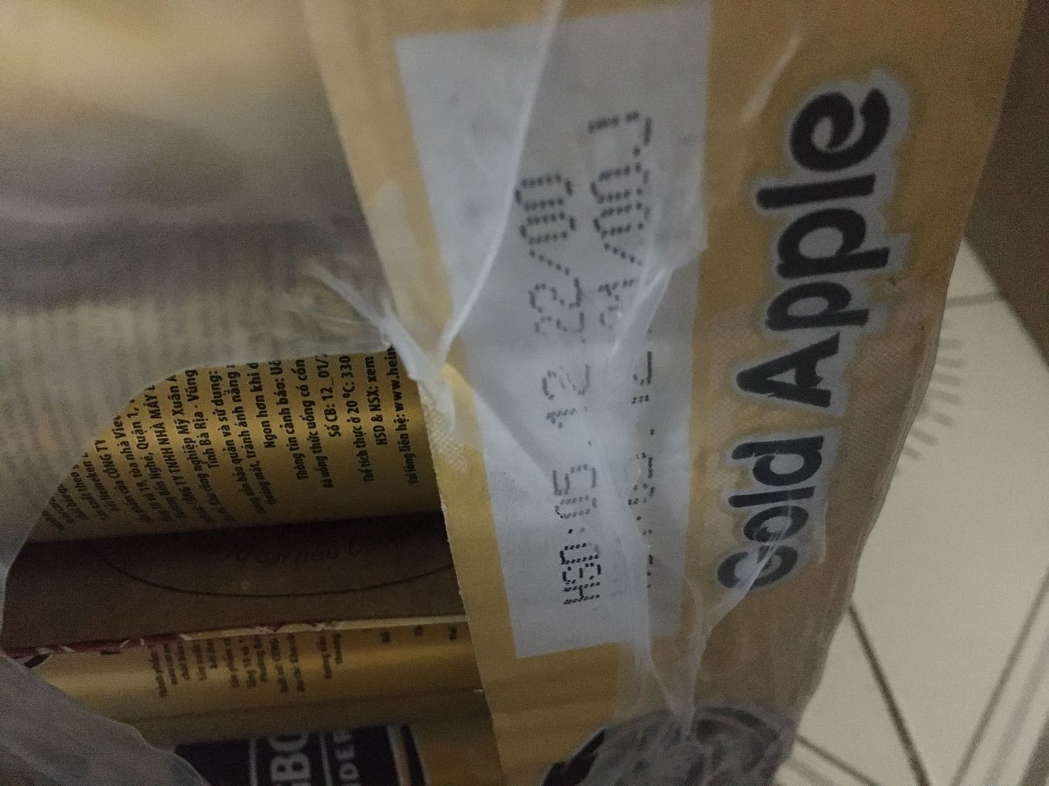 Ngon. Hàng tặng đầy đủ, bày cũng đẹp