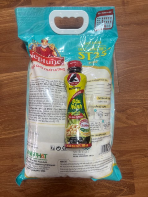 Gạo thơm , ngon, mua được giảm giá tặng kèm chai nước tương Nam Dương.
Tiki giao hàng quá nhanh! Gạo thơm , ngon, mua được giảm giá tặng kèm chai nước tương Nam Dương.
Tiki giao hàng quá nhanh!