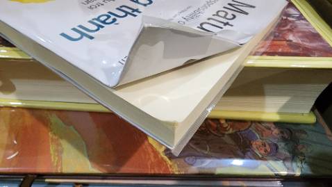 Chất lượng thông tin của sách thì khỏi bàn 
Đóng gói và vận chuyển thì không tốt
Khi trước thấy Tiki rất cẩn thận mà giờ thấy không được như vậy nữa