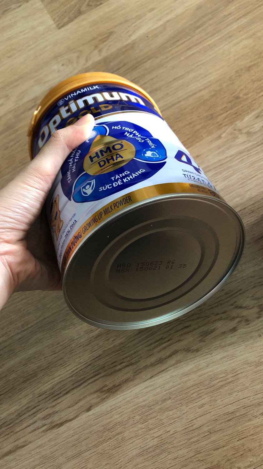 Giao hàng siêu nhanh 2h, mấy hôm nay lockdown, gọi mấy cửa hàng vinamilk mà hết sữa này. May mà trên Tiki có bán. Hàng mới nha, nsx 06/2021. Mới nhận hàng, còn quà khuyến mãi thì giao sau. Giao hàng siêu nhanh 2h, mấy hôm nay lockdown, gọi mấy cửa hàng vinamilk mà hết sữa này. May mà trên Tiki có bán. Hàng mới nha, nsx 06/2021. Mới nhận hàng, còn quà khuyến mãi thì giao sau.