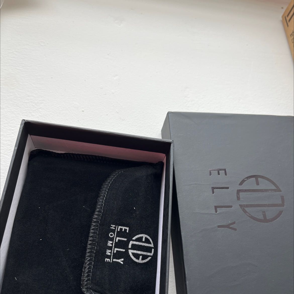 Giao hàng hoei lâu, giá mềm, ví mỏng nhẹ, da mềm