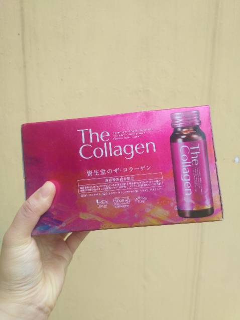 Mua về dùng thử vì thấy bạn bè quảng cáo nhiều quá, ngoài 30 rồi nên thấy cái gì uống bổ sung Collagen là mua luôn. Bạn nào mua về để tủ lạnh uống cũng ngon hơn mà dễ uống nhé.