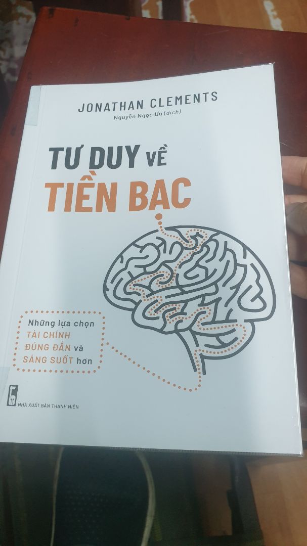 sách giấy tốt,đẹp,chữ rõ ràng nhưng nội dung trừu tượng khó hiểu.mình ko thik nó lắm