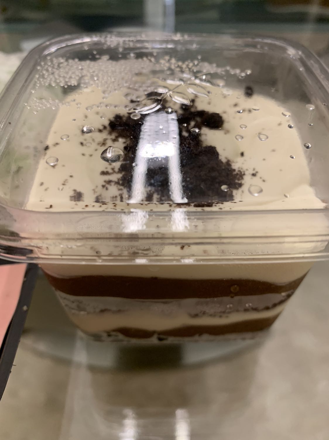 Bánh làm rất ngon, béo, mềm, độ xốp vừa phải, phần Oreo vẫn còn giòn.