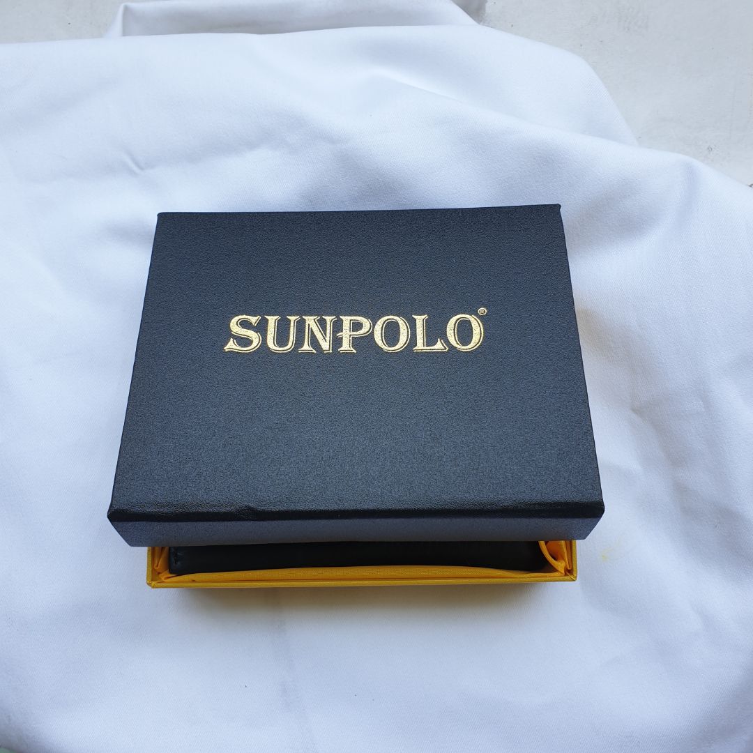 Nhận hàng là ưng ý liền, hàng đúng mẫu hình, da bò đẹp mềm cầm tay rất thoải mái, có hộp đựng cũng thích hợp làm quà tặng, Tiki giao hàng nhanh, 5 sao