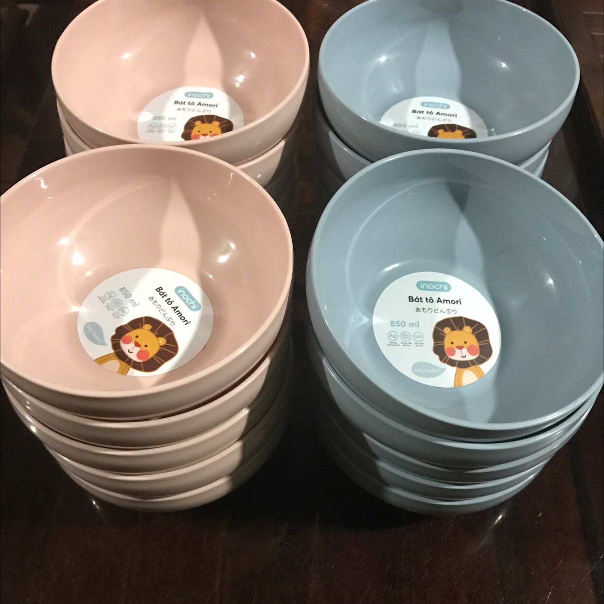 Đặt 20 cái, nhận được 10 bát màu hồng , 10 bát màu xanh,  màu nào cũng đẹp, bát chất lượng như quảng cáo.