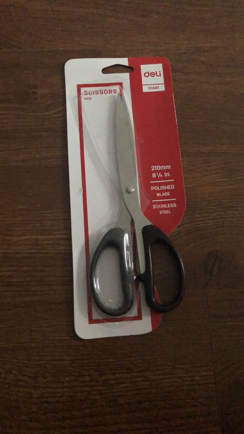 Mua sale giá rất ok. Đồ văn phòng của deli chất lượng miễn bàn. Rất hài lòng