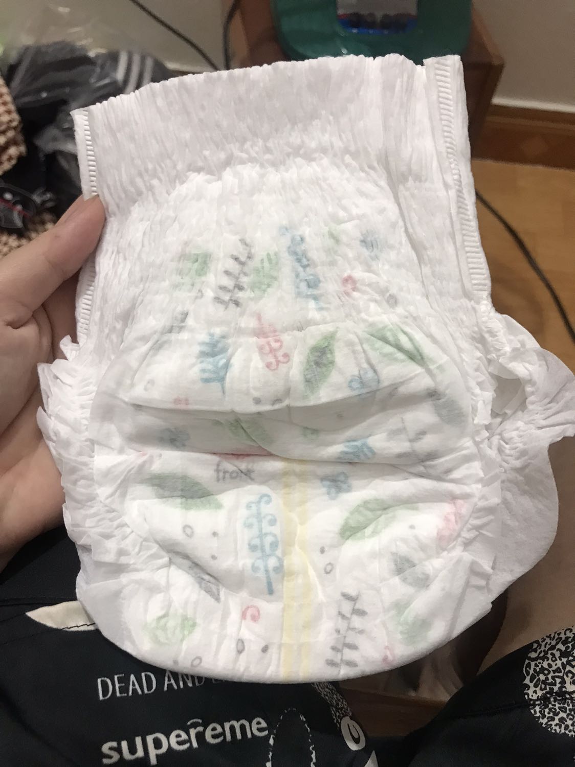 hơn cả mong đợi ạ, mềm mịn mỏng, xuyên đêm k hề bị gì luôn, e mặc cho con 12h vẫn ok ạ, đã dùng bỉm này k muốn dùng loại # luôn ❤️❤️❤️