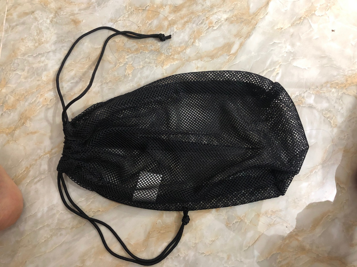 Mua đúng dịp sinh nhật Tiki nên giá quá thơm (499k). Hàng đúng như hình, chất liệu khá đẹp.Khá ưng ý với sản phẩm này, có cái bọc mang đi đâu cũng tiện. Mua đúng dịp sinh nhật Tiki nên giá quá thơm (499k). Hàng đúng như hình, chất liệu khá đẹp.Khá ưng ý với sản phẩm này, có cái bọc mang đi đâu cũng tiện.