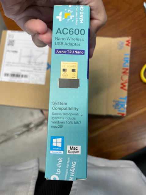 Giao hàng nhanh và dùng rất tiện nha. Hafng chính hãng nên gắn vào laptop là bắt wifi tốt ngay. Cám ơn Tiki rất nhiều :) Giao hàng nhanh và dùng rất tiện nha. Hafng chính hãng nên gắn vào laptop là bắt wifi tốt ngay. Cám ơn Tiki rất nhiều :)