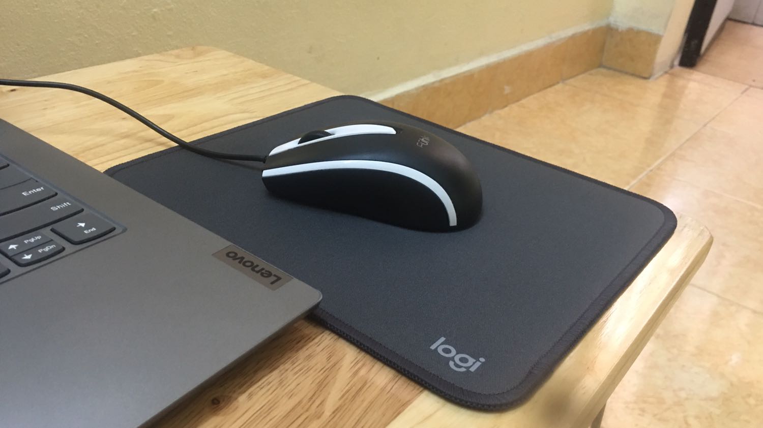 Sản phẩm cũng bình thường. Không được trơn tru và nhạy như mong đợi.