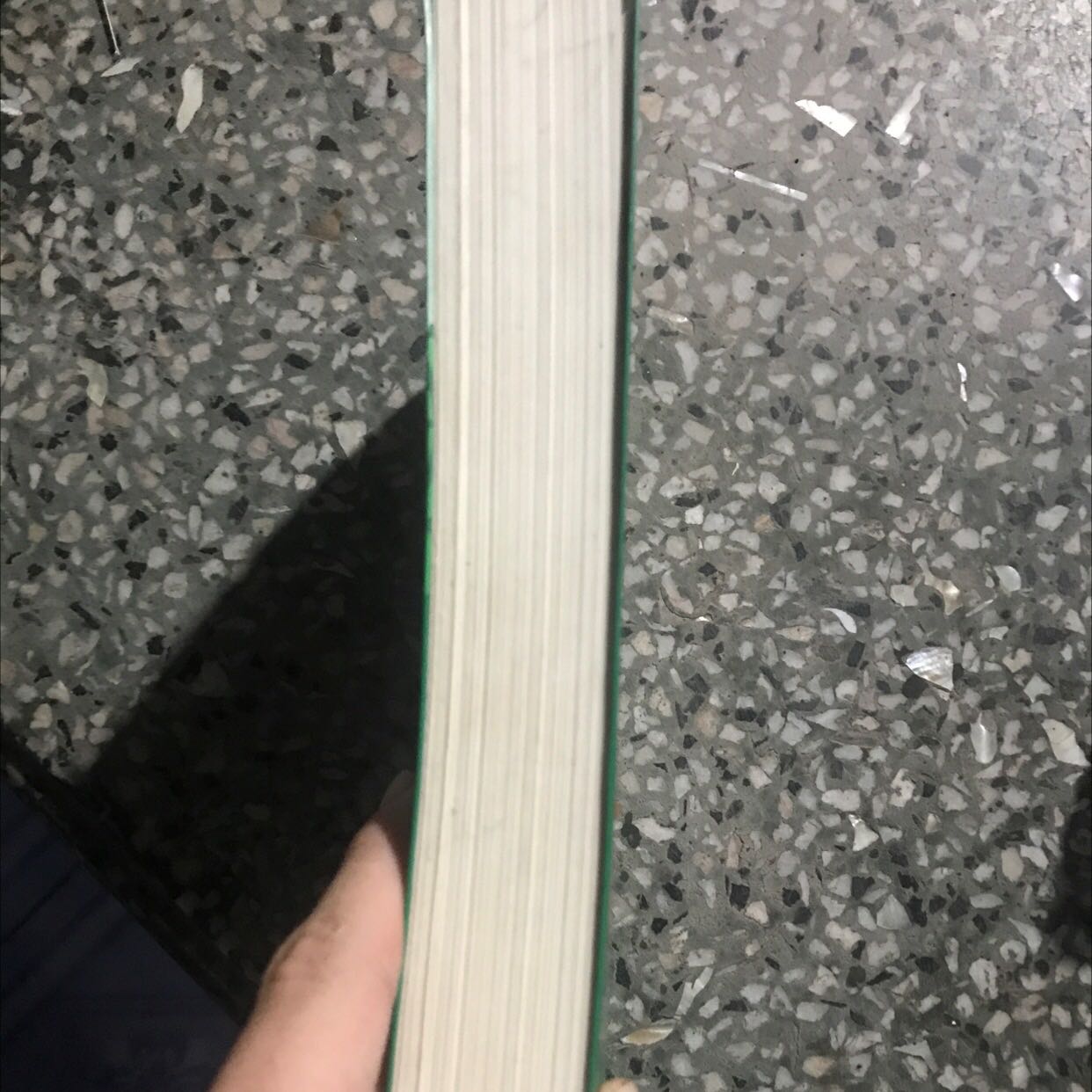 sách tốt, vận chuyển khá lâu