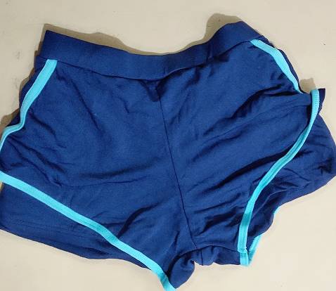 rất xinh ạ, đáng đồng tiền. kiểu dáng cute, giao hàng nhanh