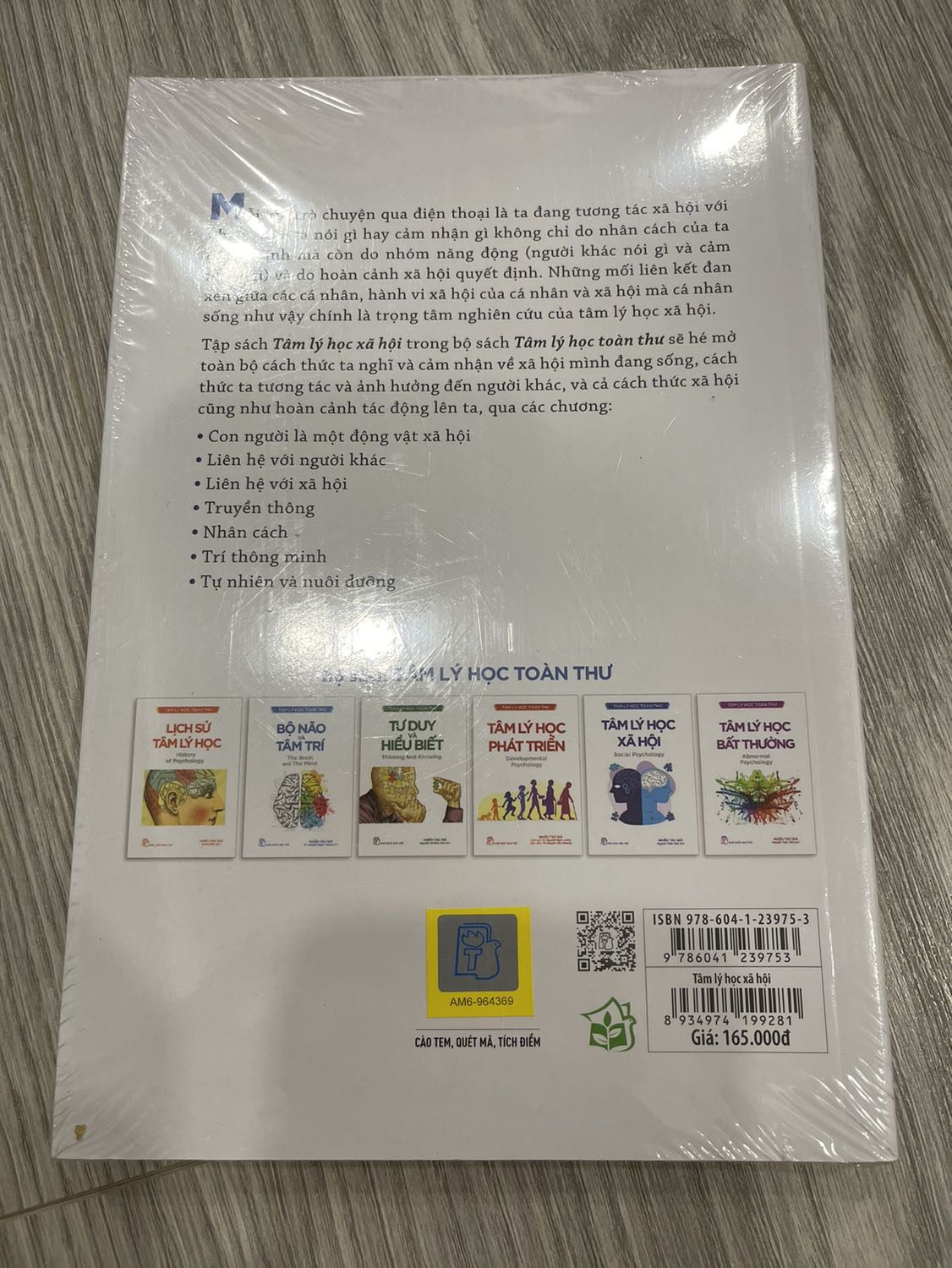 Shop đóng gói kỹ và sách còn mới tinh. Bộ sách cực kỳ bổ ích cho ngành Tâm lý học.