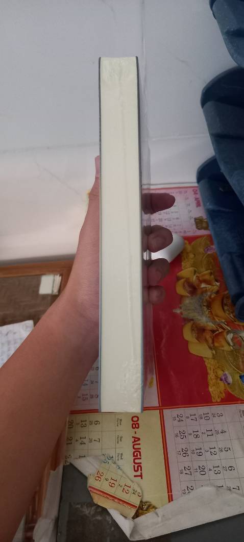 Sách đc bao bọc cẩn thận