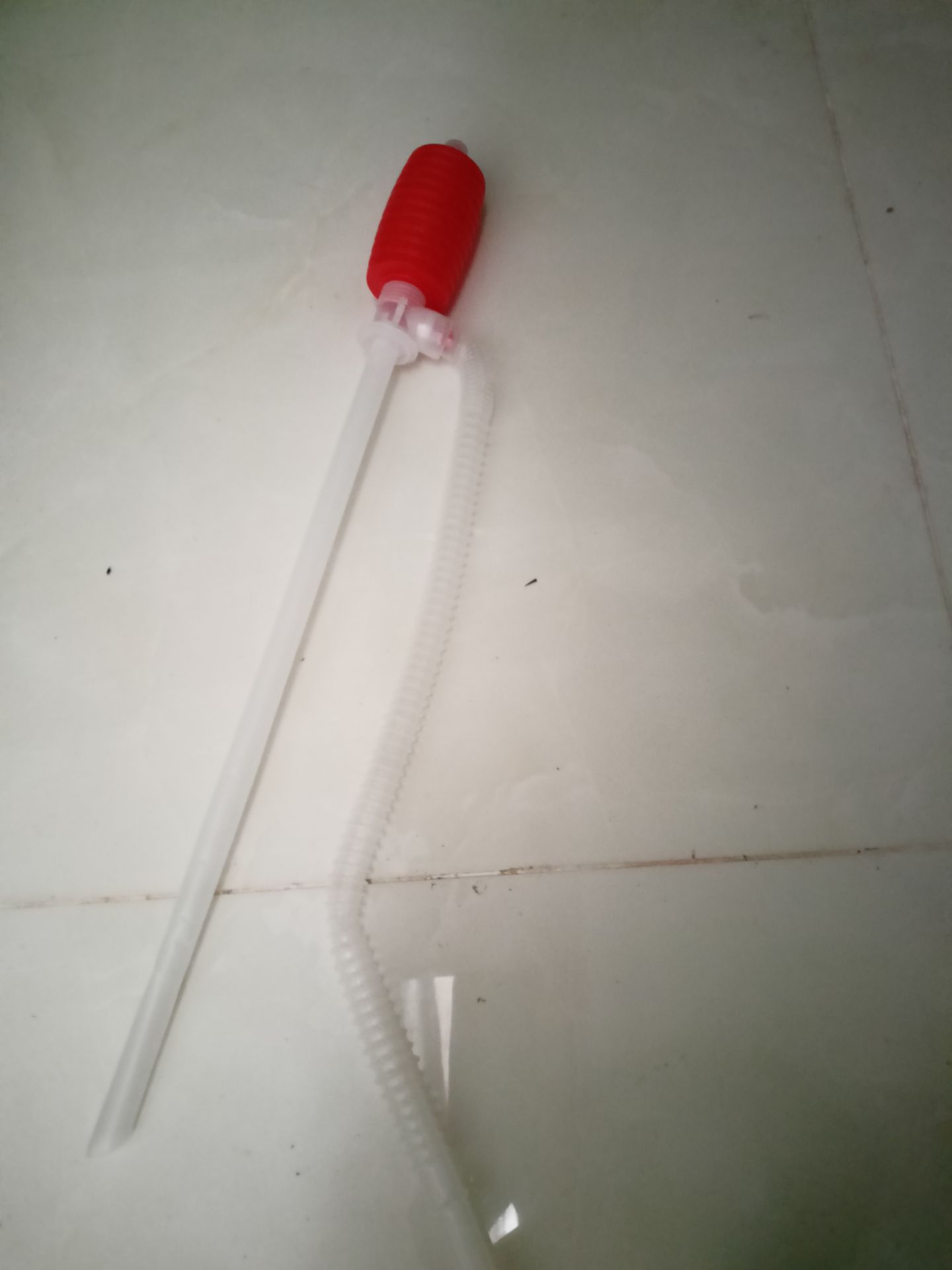 đóng gói ko kỷ lắm, óng bị xước rách