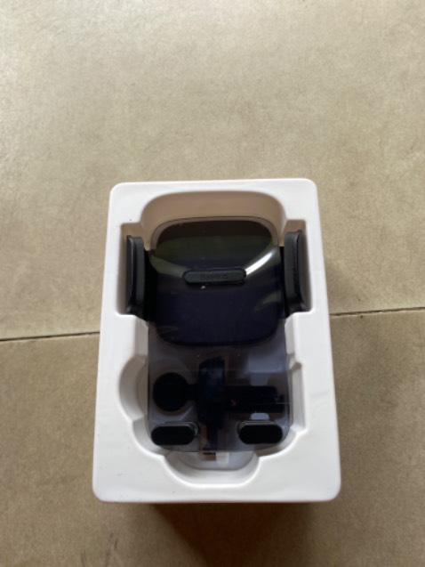 Nhìn cứng cáp, chắc chắn