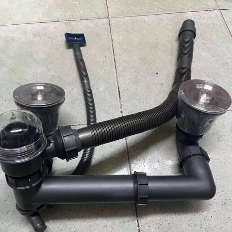 Cực kì đáng mua ! Mua xong lắp vô thấy gọn gàng hơn hẳn lại ống ruột gà cũ !
Ống to thoát nước cũng nhanh, mình là dân thợ điện nước, bà con cần lắp đặt alo mình nhé.